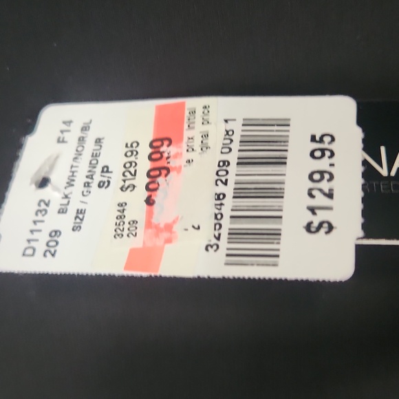 Dress - Picture 3 of 4